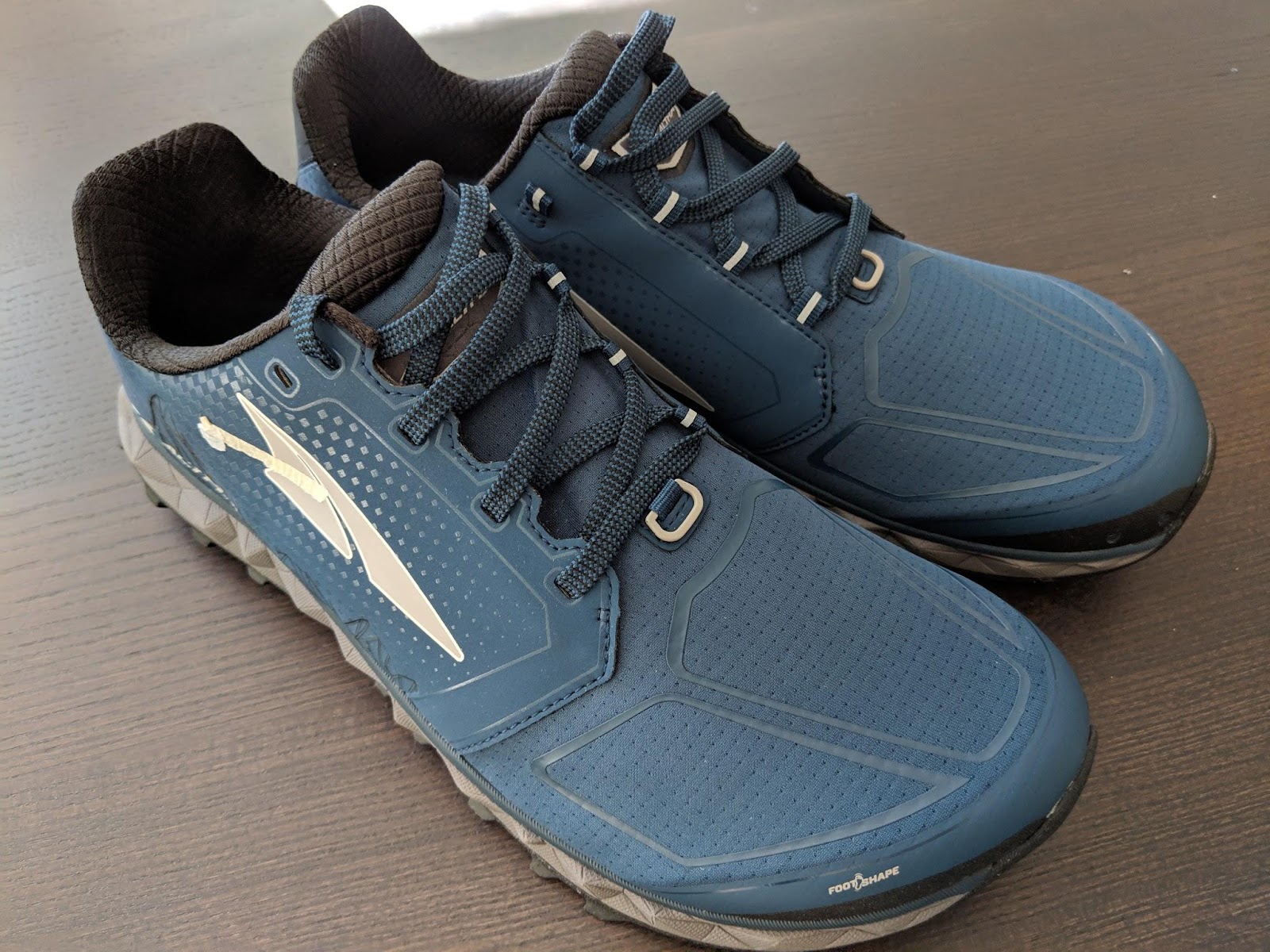 Road Trail Run: Altra Running Superior 4.0 Review: When Less is More