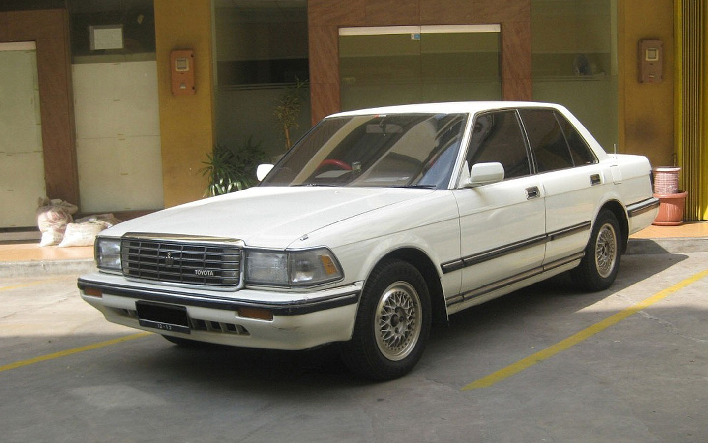 Traction control introduced in eighth generation Toyota Crown 1987