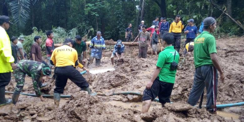 longsor kebumen 2016.JPG