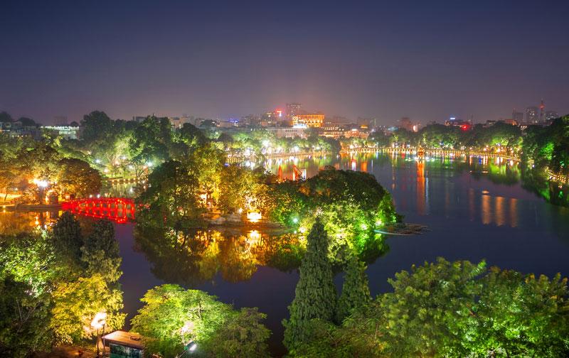 The panoramic view of Hoan Kiem Lake at night