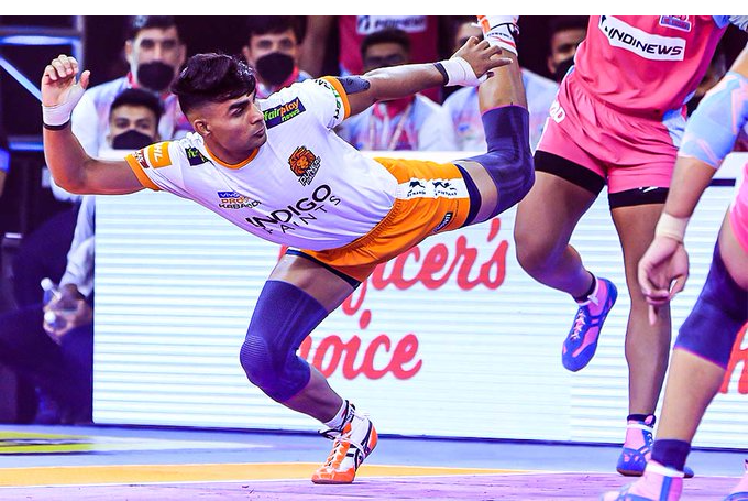 Aslam Inamdar’s 11 raid points were crucial in Pune’s win