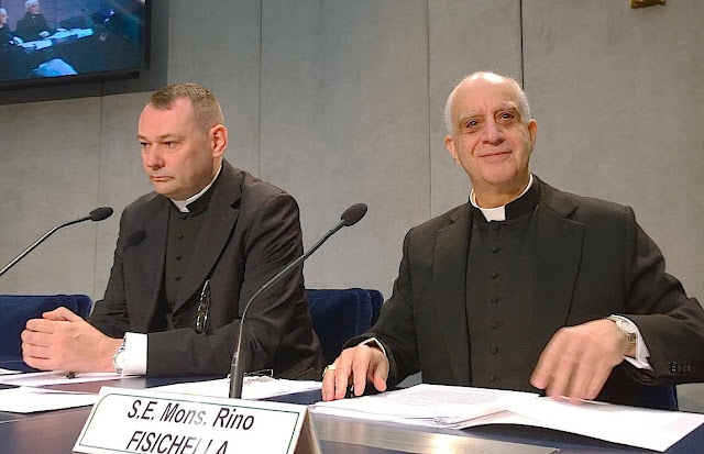 ‘Hãy rộng tay cứu giúp người nghèo’ — Đức Tổng Giám mục Fisichella trình bày Ngày Người nghèo Thế giới lần thứ Tư