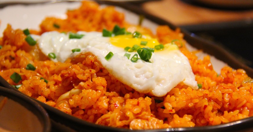 Nasi goreng telur - Menu Makanan Murah Dan Menyehatkan Mudah Banget
