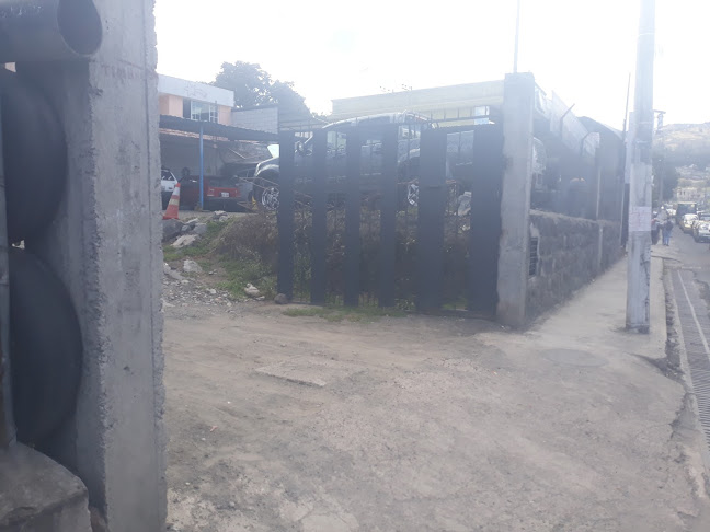 Mecánica Automotriz El Chino - Quito