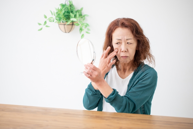 たるみが気になる女性