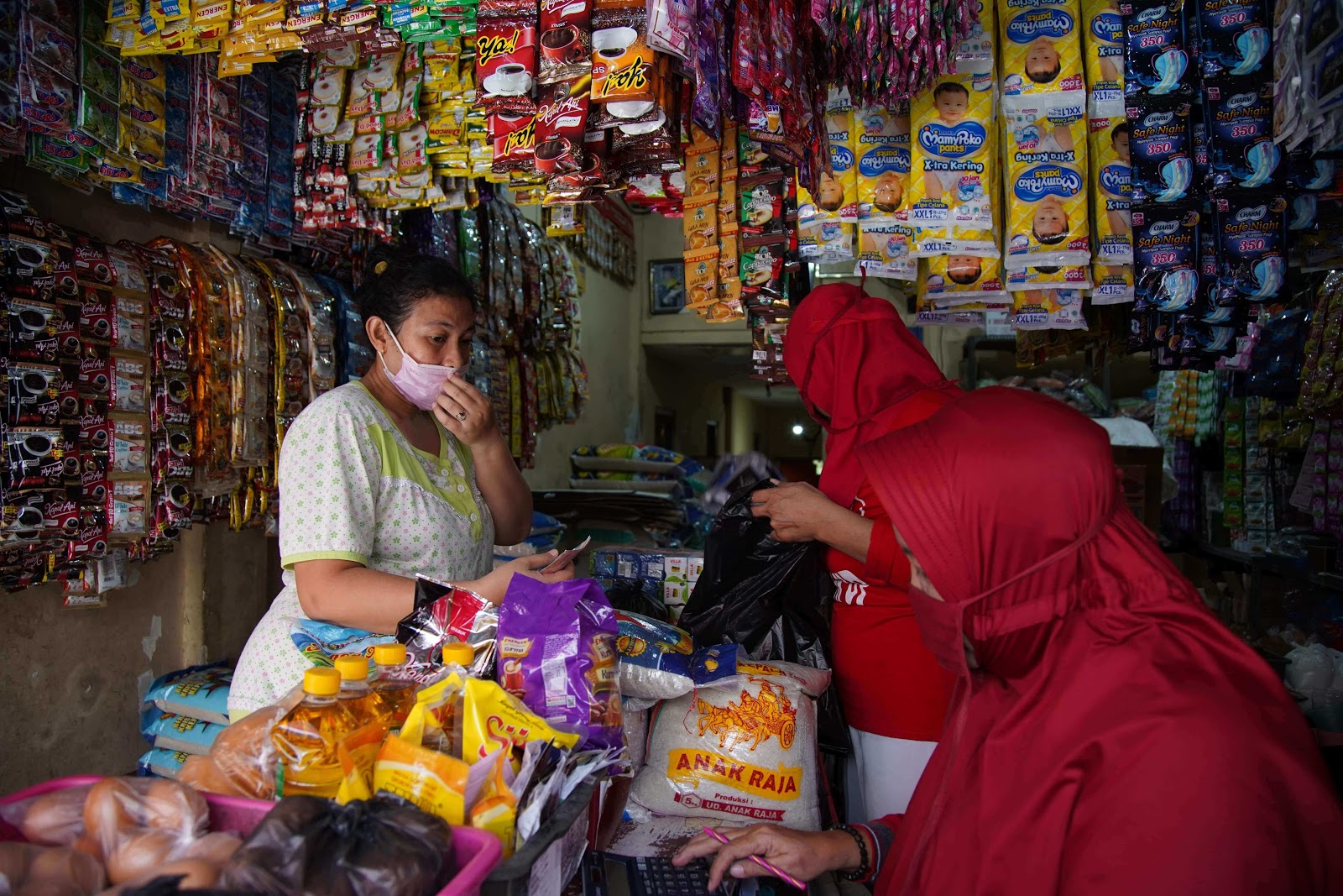 distributor sembako surabaya