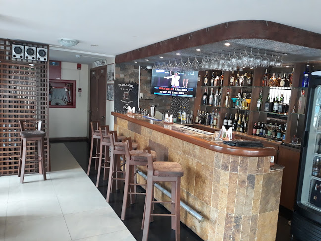 Opiniones de Hotel Bonanza / Cantares Bar Karaoke en Guayaquil - Hotel