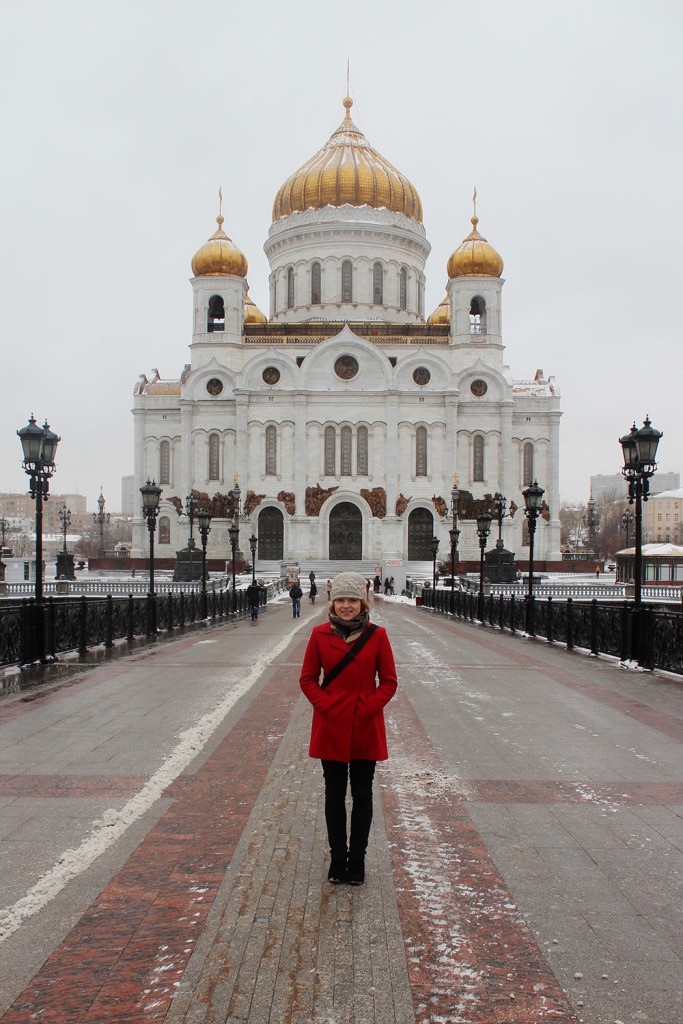 A quick photo stop at the Cathedral of Christ the Saviour, Moscow