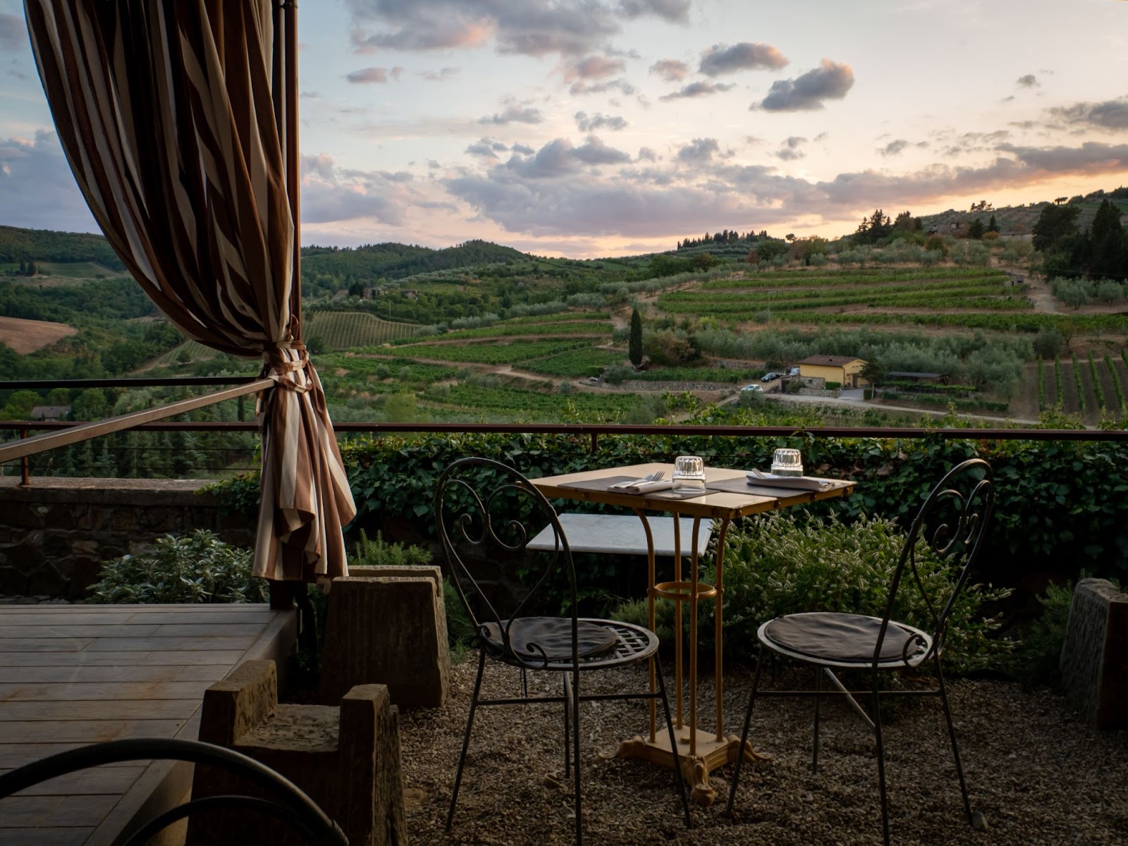 ideas for a romantic escape tuscany