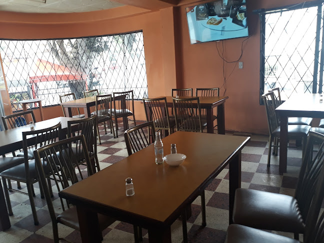 Opiniones de Restaurant & Pizzeria Big Chicken en Cuenca - Pizzeria