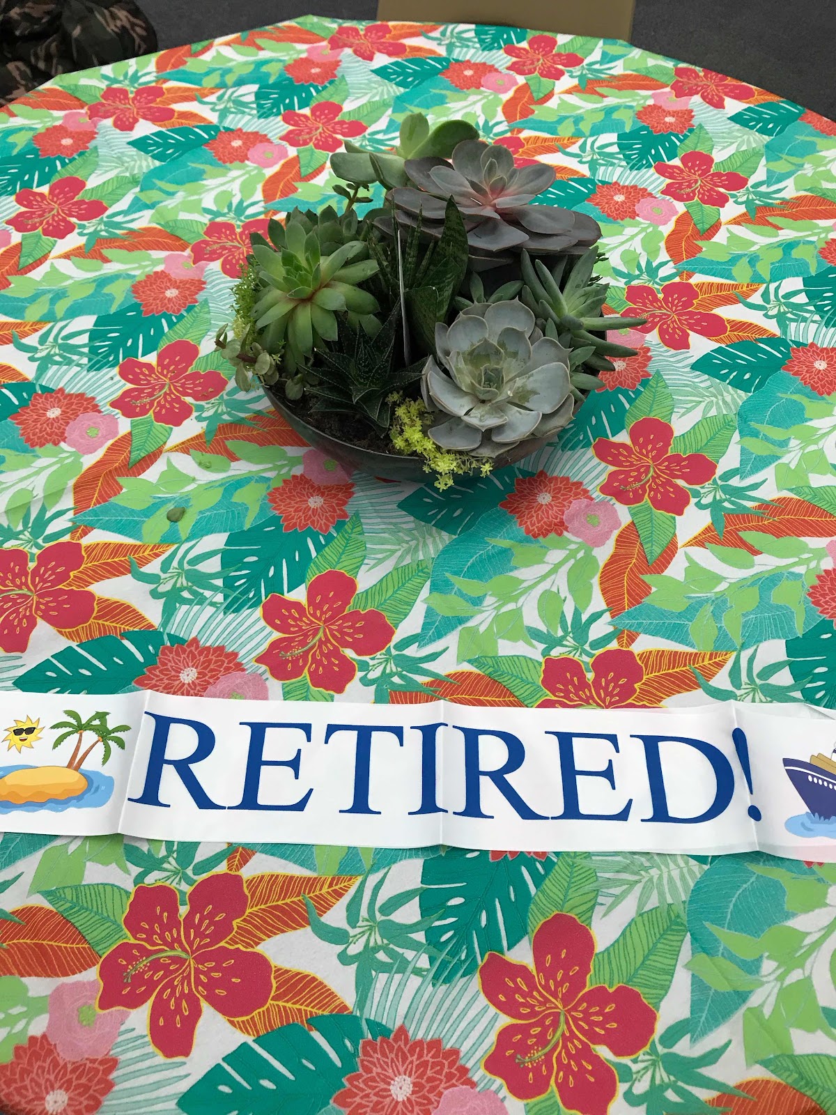 Retirement Gift Basket (Garden Theme)