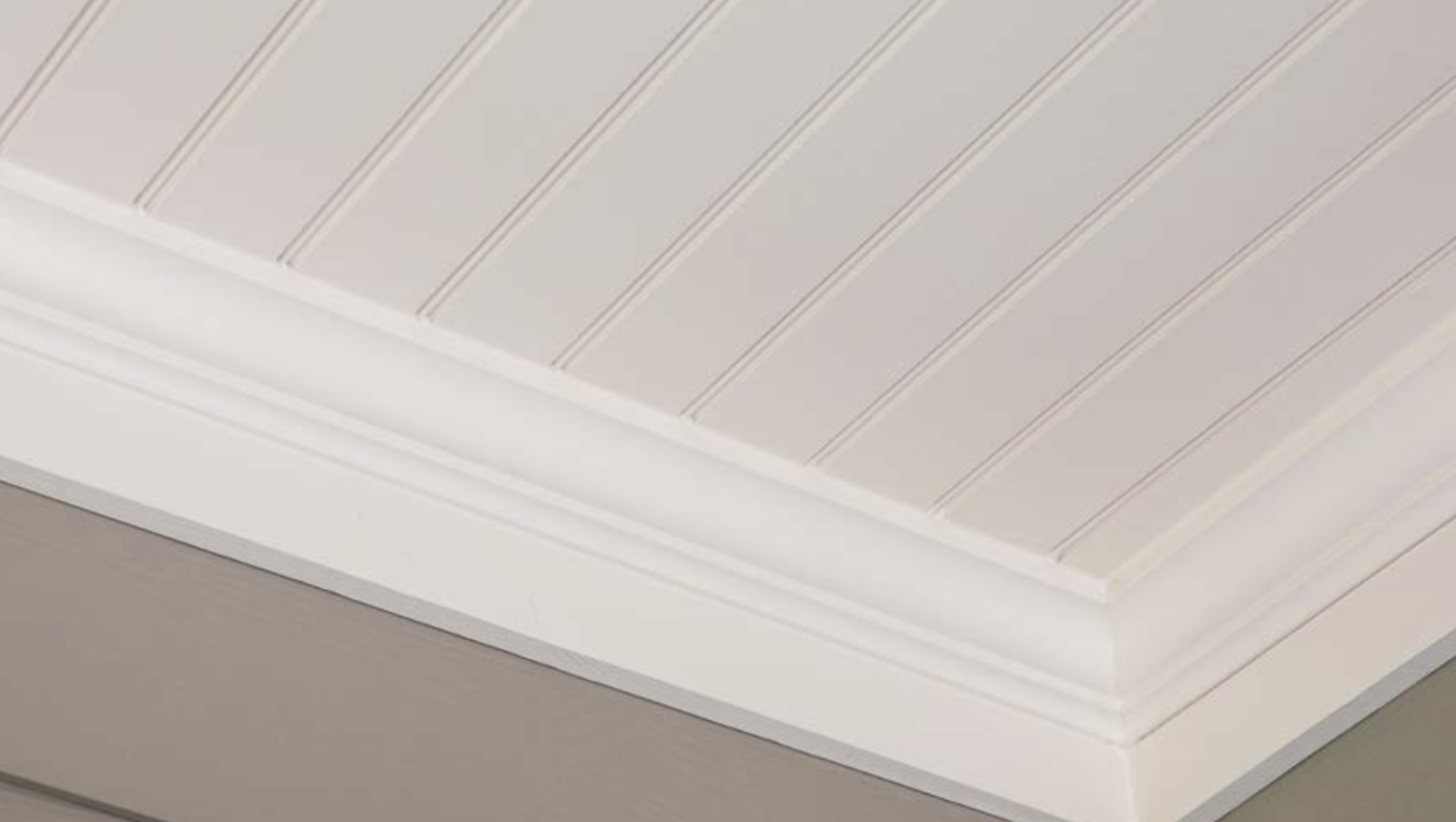 Selecting A Moisture Resistant Outdoor Ceiling Material