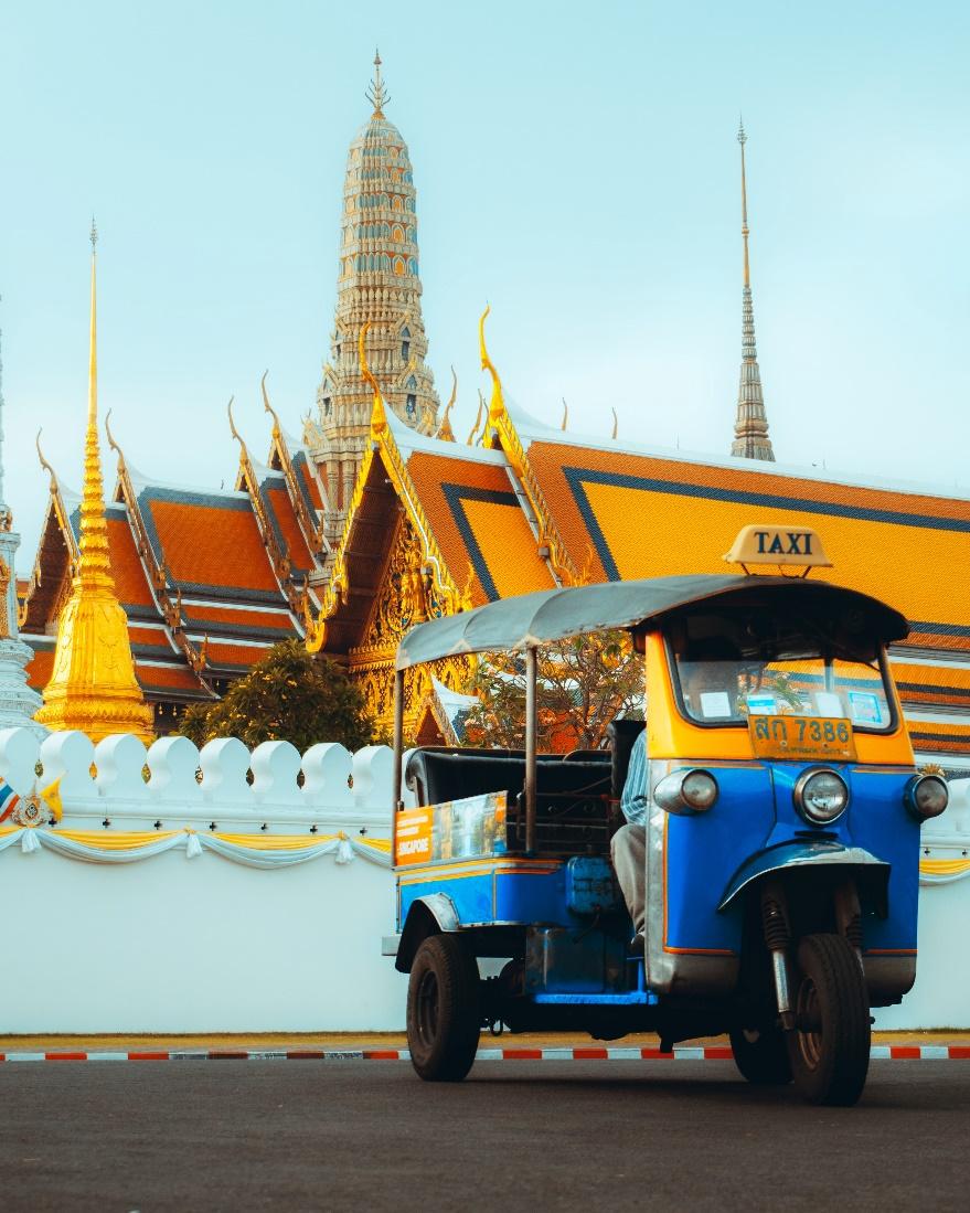 Source: Mos Sukjaroenkraisri/ unsplash  Bangkok: the bustling capital of Thailand