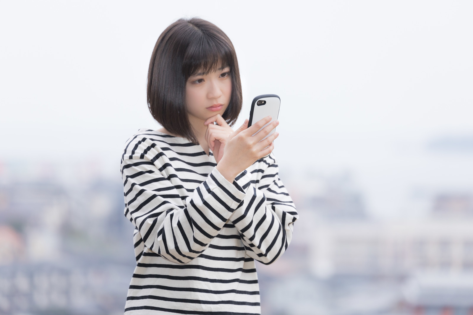 決定版 痩せるのに顔だけ丸い 丸顔解消法 デブだからと彼氏に嫌われた 飽き性 ズボラな私が ながら筋トレと食事改善だけで2ヶ月8キロ痩せ を現在もキープし続けてる方法