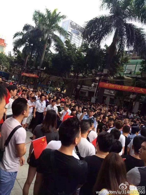 租金高昂生意惨淡广东广州数千商户集体罢市