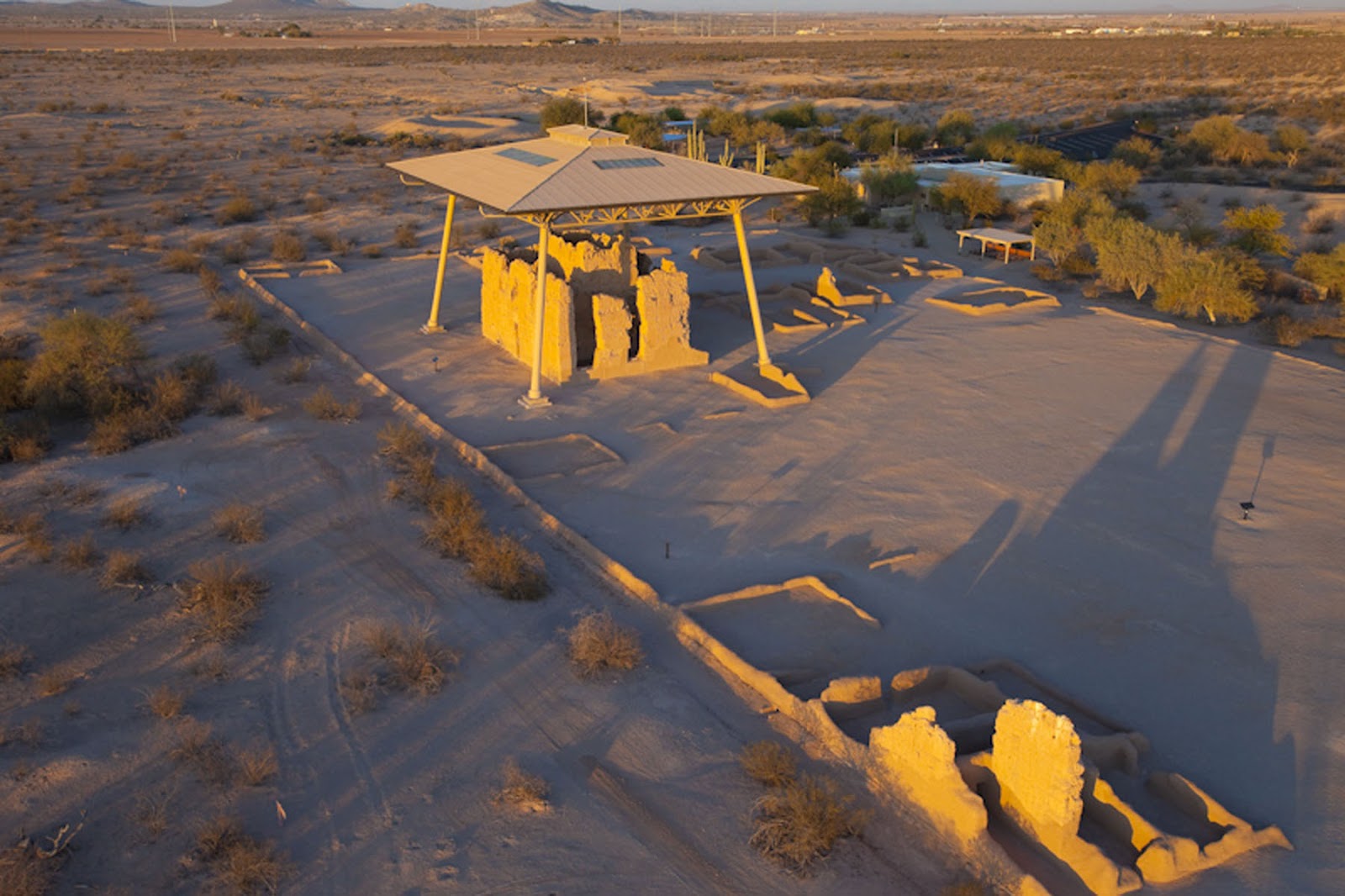 Casa Grande National Monument | Photo by Henry D. Wallace / Archaeological Southeast