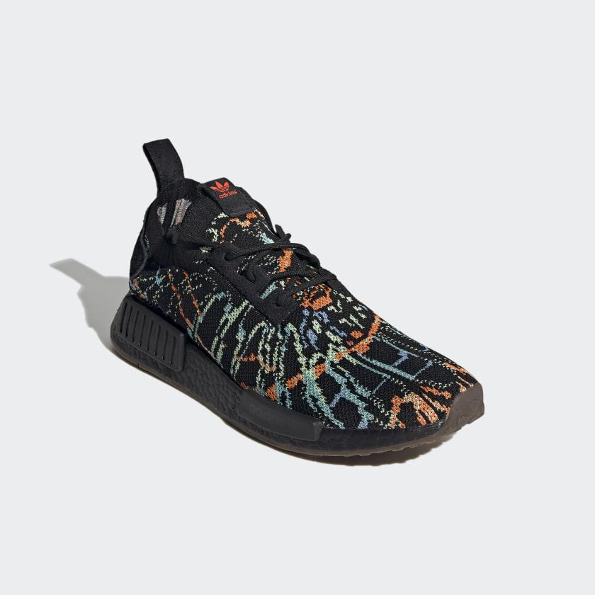 Nmd r1 pk black gum ราคา cheap