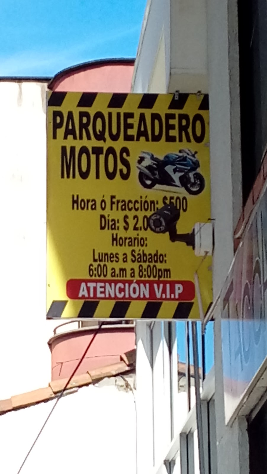 Parqueadero De Motos