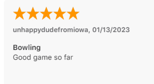 A five-star Bowling Battle review from a user who enjoys playing on the app. 