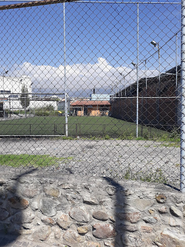 Opiniones de Cancha Estrellas De Futbol en Cuenca - Campo de fútbol