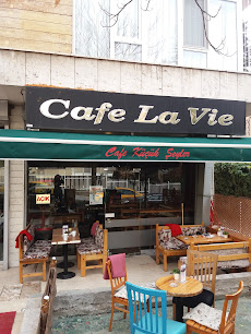 Cafe La Vie - Güvenevler, Kuveyt Cd. No:7, 06540 Çankaya/Ankara, Türkiye