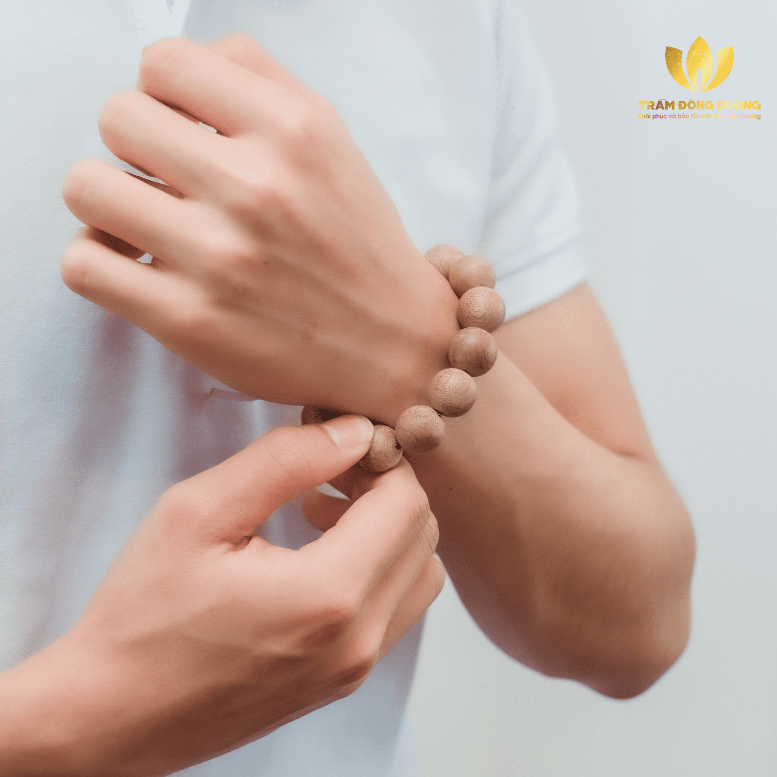 Vòng Trầm hương nguyên chất giúp lưu thông khí huyết