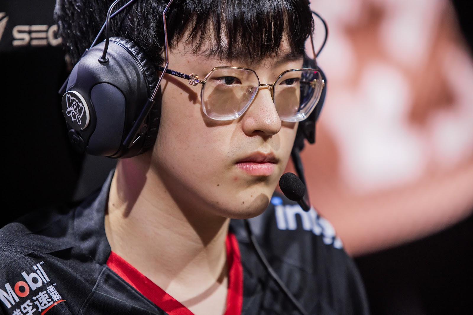Pro LoL player Scout competing at Worlds 2022. 
