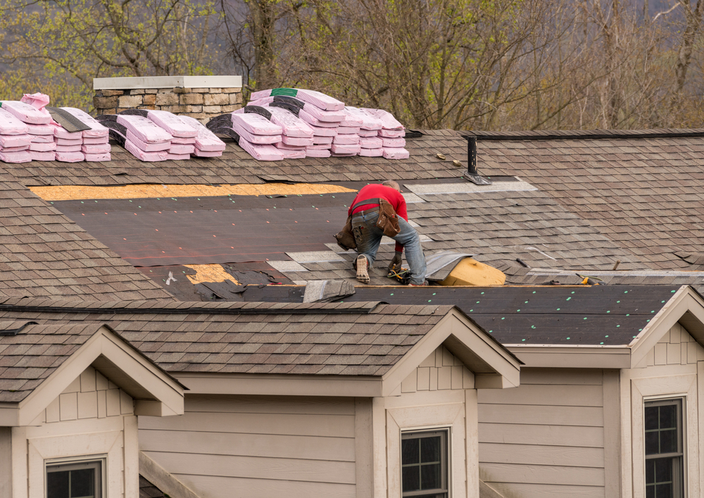 How You Can Get Benefits from Hiring Roofing Experts