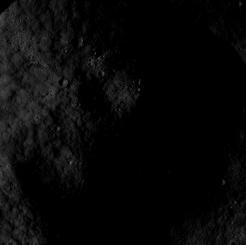 C:\Documents and Settings\Олег\Рабочий стол\12 а Кратер Циолковский №2.files\image033.jpg