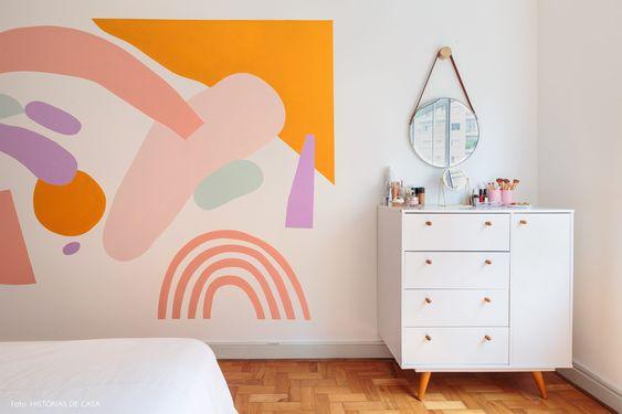 Quarto infantil com pintura orgânica