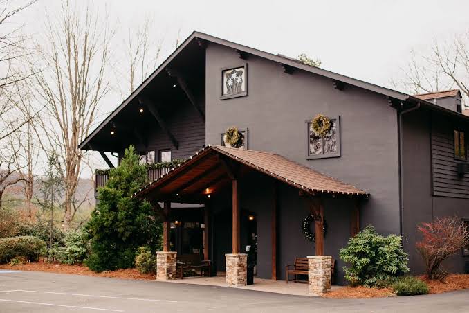 Best Places To Stay In Helen, Georgia