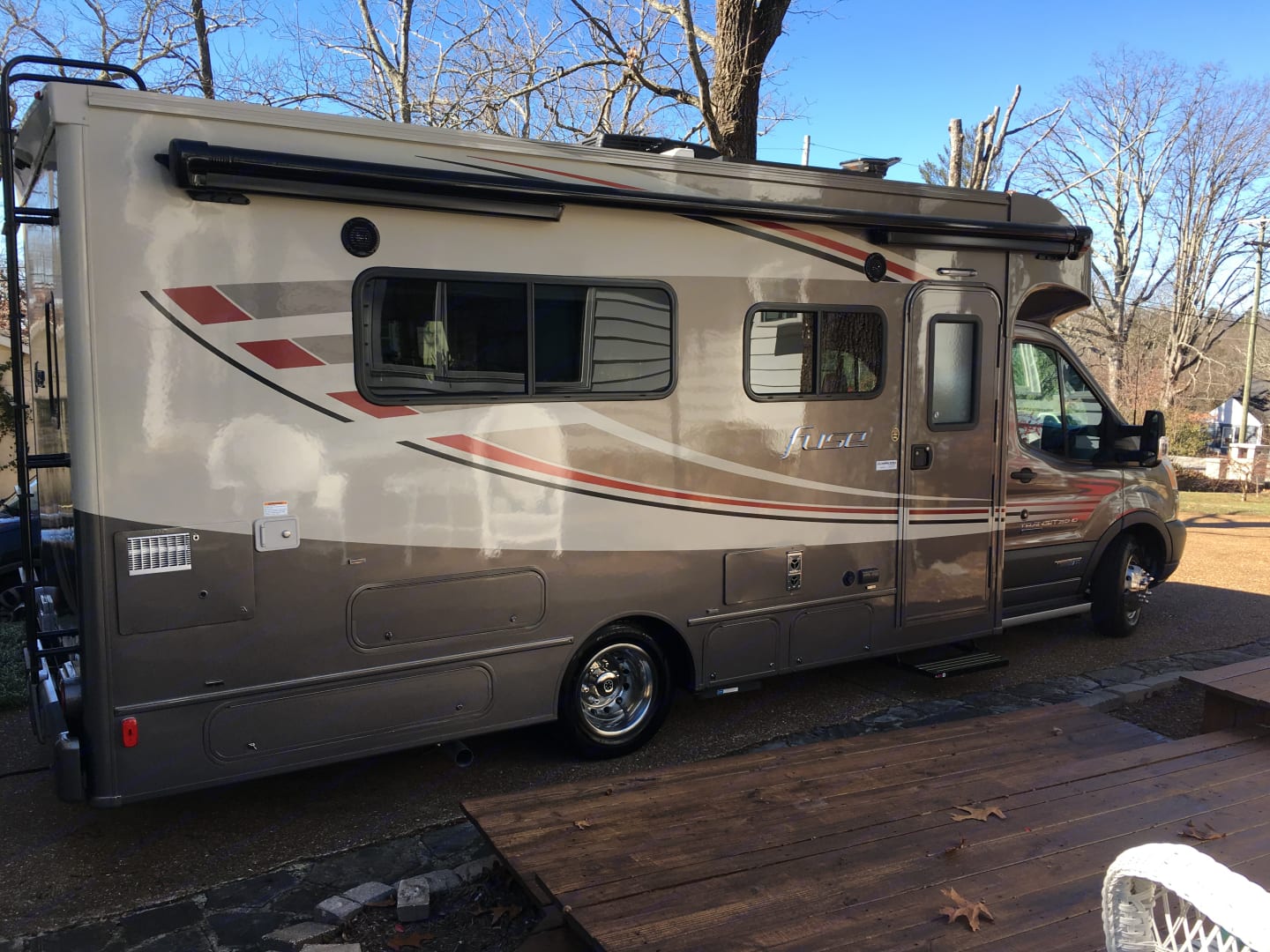 RV for rent near Great Smoky Mountains National Park