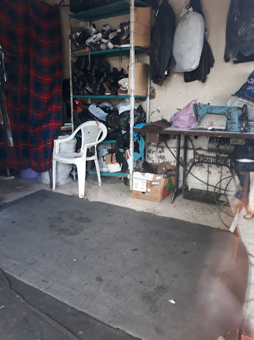 Opiniones de Se Arregla todo Calzado en Quito - Zapatería