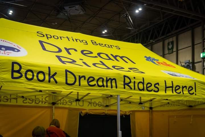 A banner from a ceiling

Description automatically generated with low confidence