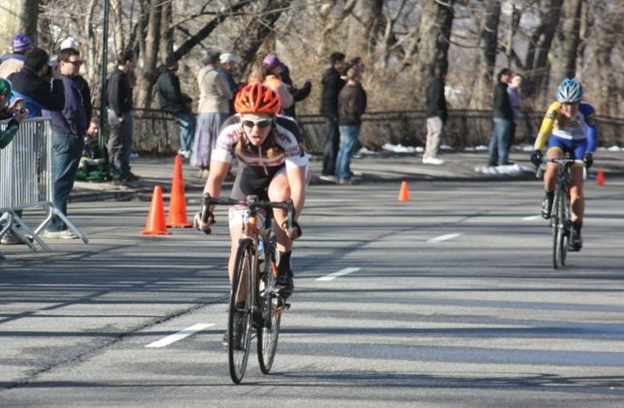 Shaena defeating the second place rider—with plenty of daylight in between