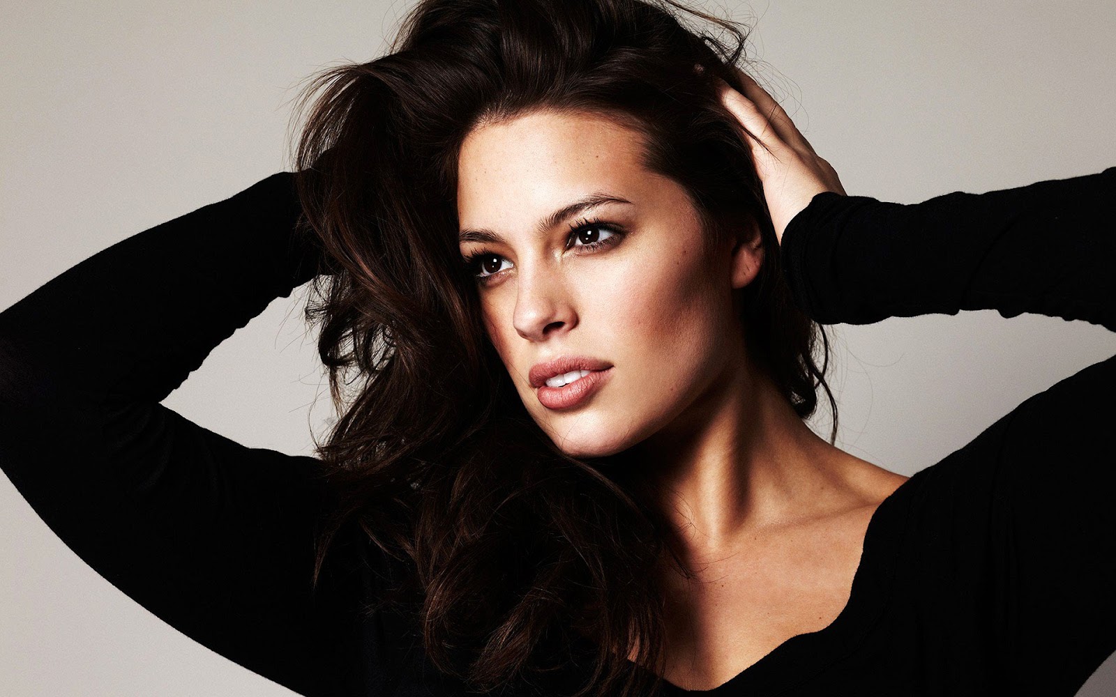 How much is Ashley Graham worth? 