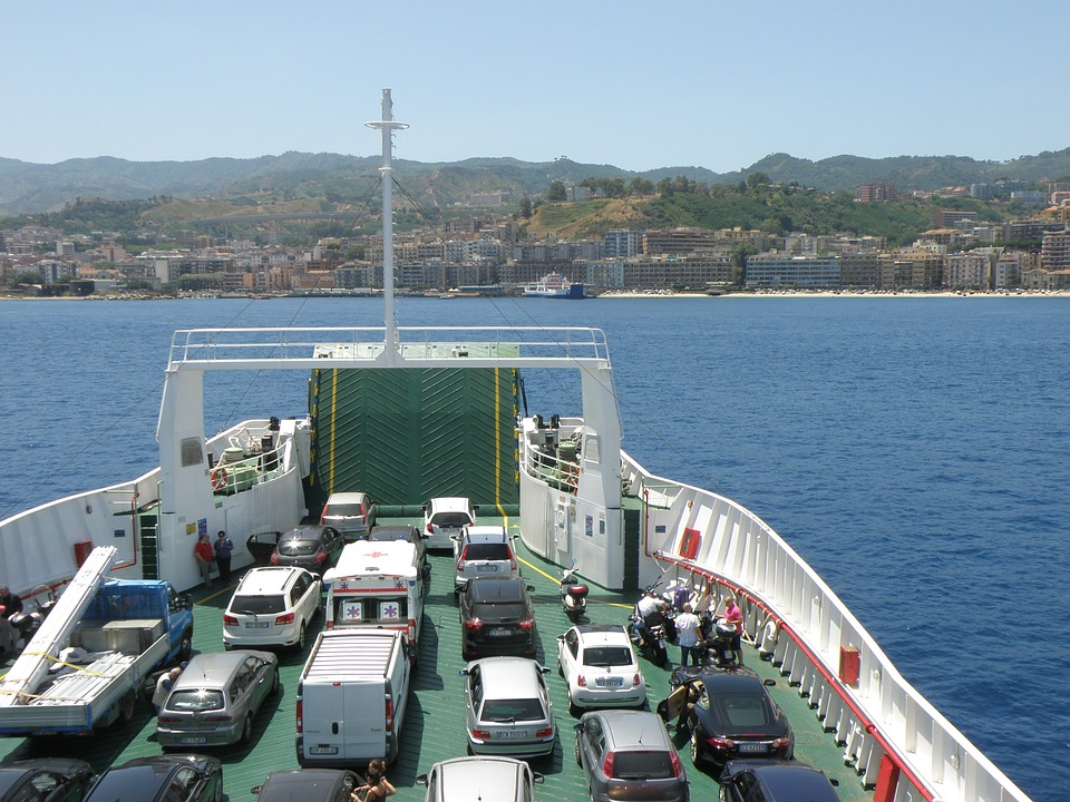 RORO ship from Colombia to the USA