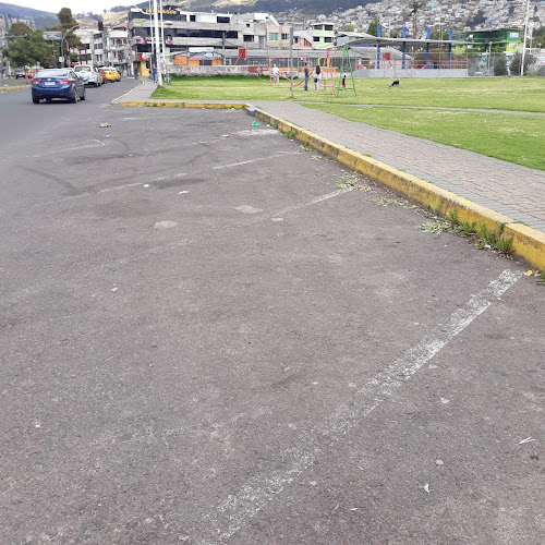 Estacionamiento Carlos Maria de la Torre - Quito