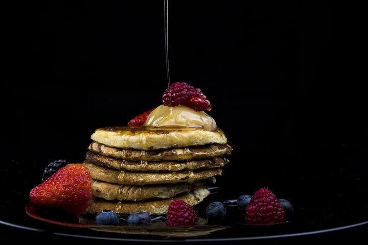 Is It Easy to Make Blueberry Pancakes on a Griddle?