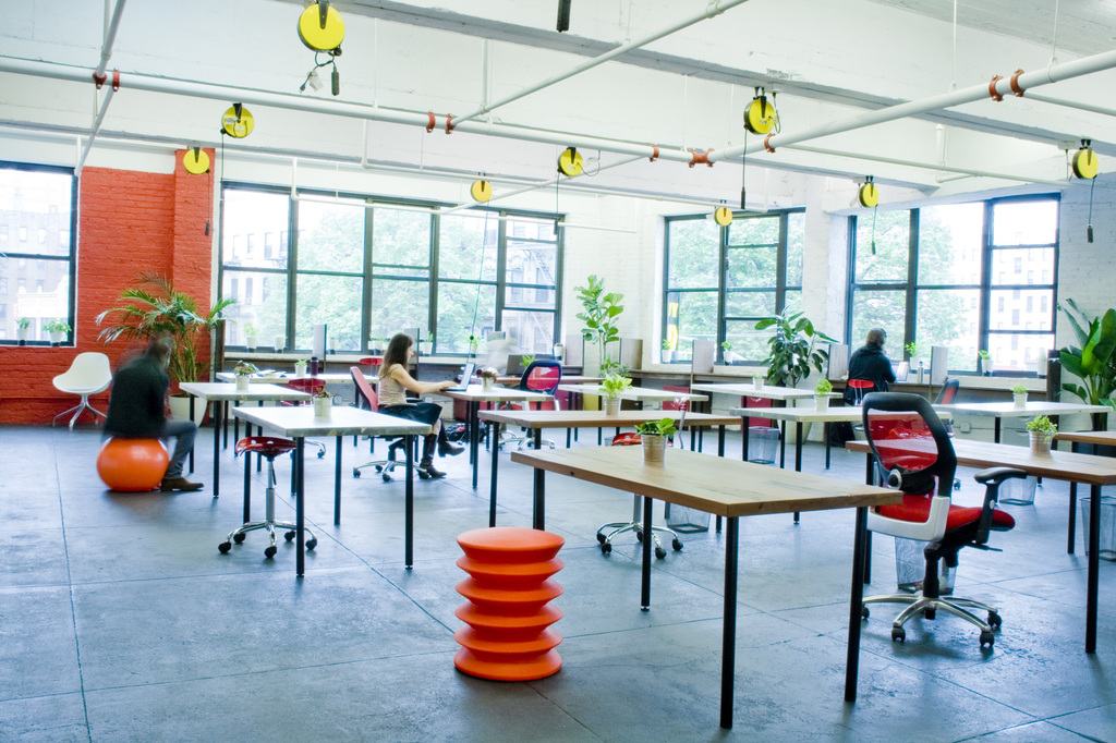 Coworking Space Brooklyn: 12 Best Spaces with Pricing, Amenities & Location 11