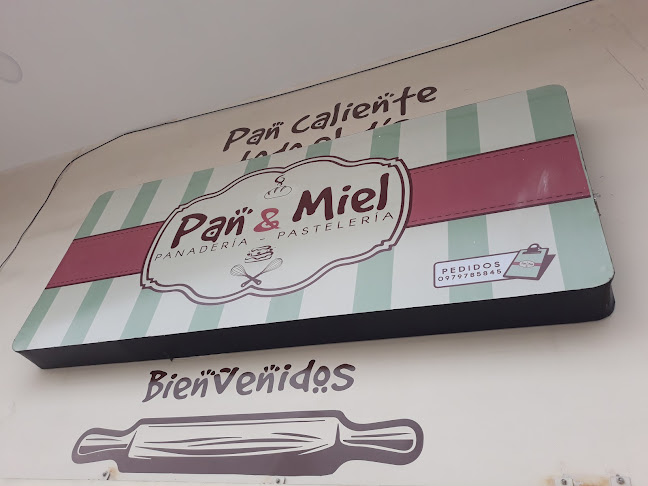 Opiniones de Panadería Pan & Miel en Quito - Panadería