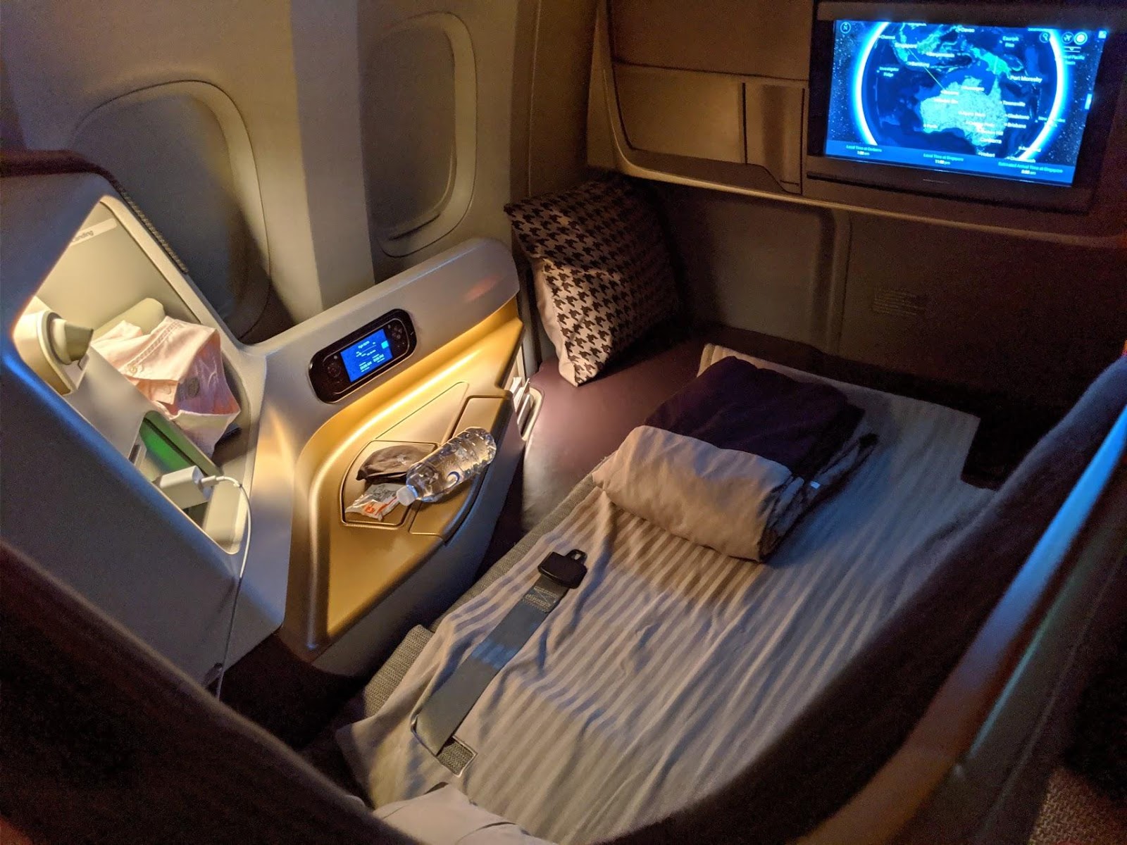 Singapore Airlines Business Class Seat 11A