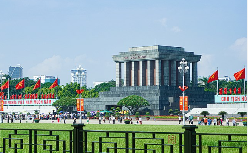 Lăng Chủ tịch Hồ Chí Minh 