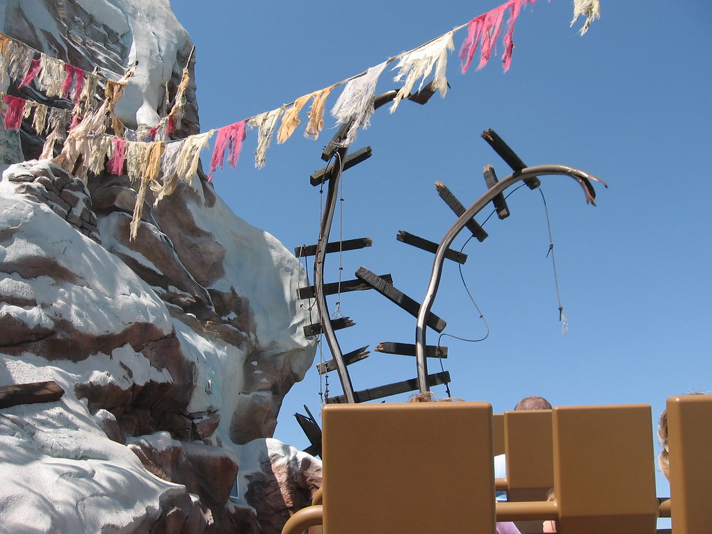 Expedition Everest Track | Train track torn up by the Yeti -… | Flickr