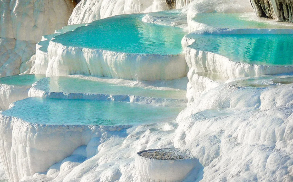 The thermal water Pamukkale 