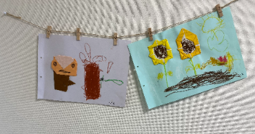 子供の絵の飾り方 おしゃれなアイデアや100均アイテムで思い出を飾ろう ママのためのライフスタイルメディア