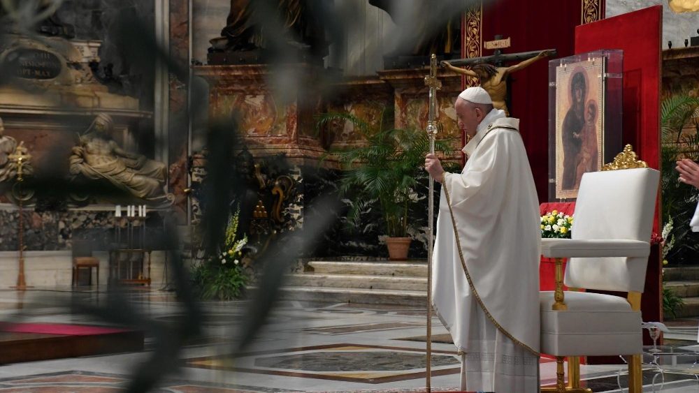 Toàn văn Phép lành ‘Urbi et Orbi’ của Đức Thánh Cha Phanxico trong Vương cung Thánh đường Vatican trống vắng