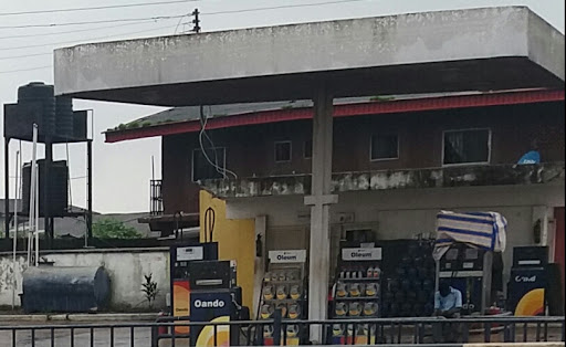 Oando Filling Station, Urubi Road, Off Groseye Street, Use, Benin City, Nigeria, Gas Station, state Edo