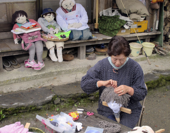ayano tsukimi nagoro aldea japon munecos habitantes curiosidad turismo miedo 5