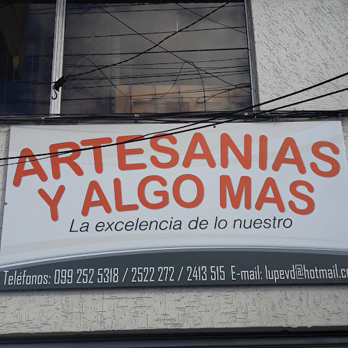 Artesanias Y Algo Mas - Quito